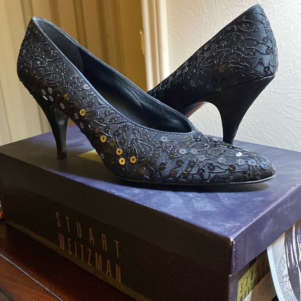 Black sequence, Stewart Wiseman heels